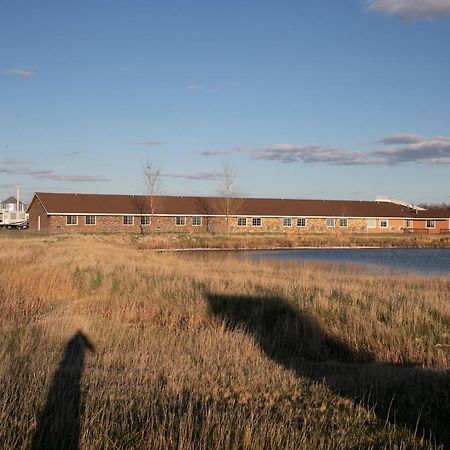 Artos Motel Harvey Exterior photo
